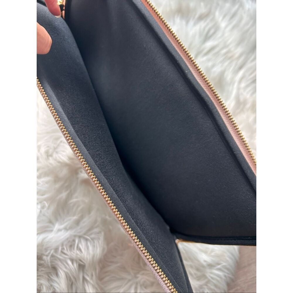 Kate Spade laptop case protector for 13 inch laptop pink and black - Picture 5 of 11
